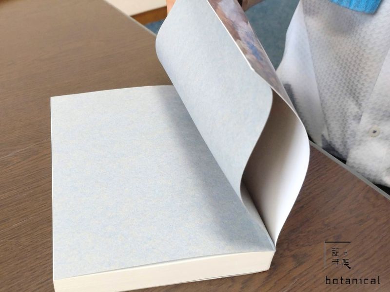 小口貼りの写真